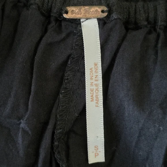 S. O. L. D. Free People Black Day Dream Shorts Romper size S/P - Picture 7 of 16